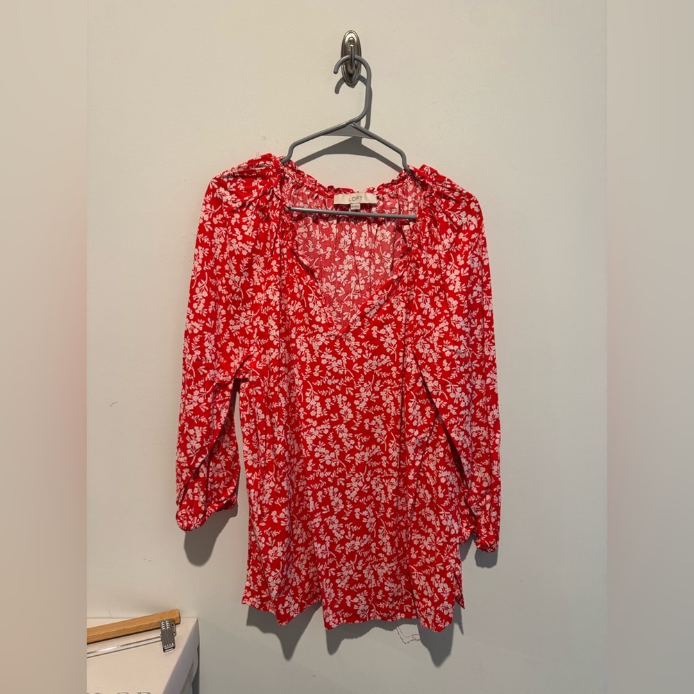 LOFT Red and White Floral Blouse